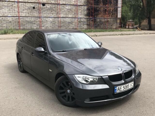 Сірий БМВ 318, об'ємом двигуна 2 л та пробігом 229 тис. км за 9899 $, фото 1 на Automoto.ua