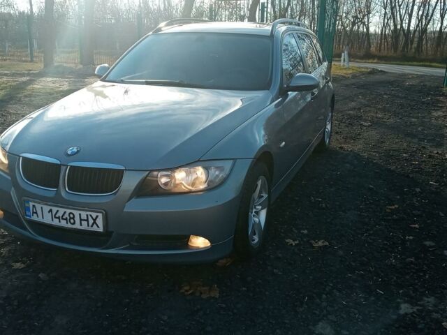 Серый БМВ 318, объемом двигателя 2 л и пробегом 245 тыс. км за 7600 $, фото 1 на Automoto.ua