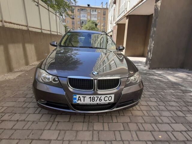 Серый БМВ 318, объемом двигателя 2 л и пробегом 198 тыс. км за 8700 $, фото 1 на Automoto.ua