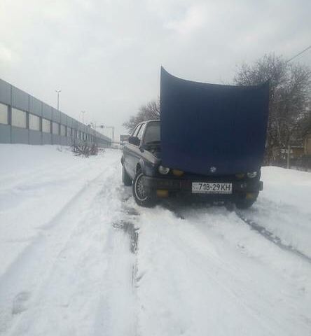 Синій БМВ 318, об'ємом двигуна 1.8 л та пробігом 50 тис. км за 2000 $, фото 1 на Automoto.ua