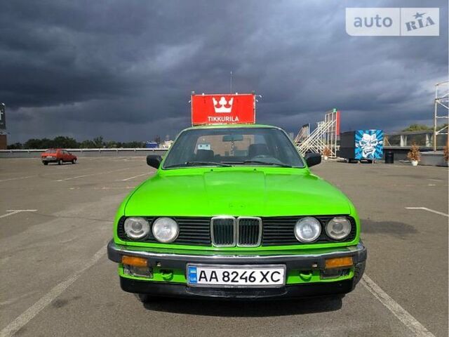 Зелений БМВ 318, об'ємом двигуна 1.8 л та пробігом 555 тис. км за 1500 $, фото 1 на Automoto.ua