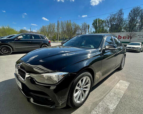 Черный БМВ 320, объемом двигателя 2 л и пробегом 110 тыс. км за 16300 $, фото 1 на Automoto.ua