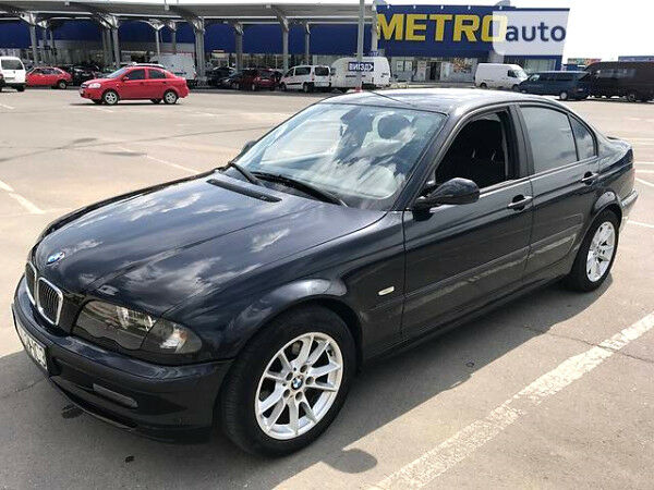 БМВ 320, объемом двигателя 2 л и пробегом 373 тыс. км за 3400 $, фото 1 на Automoto.ua