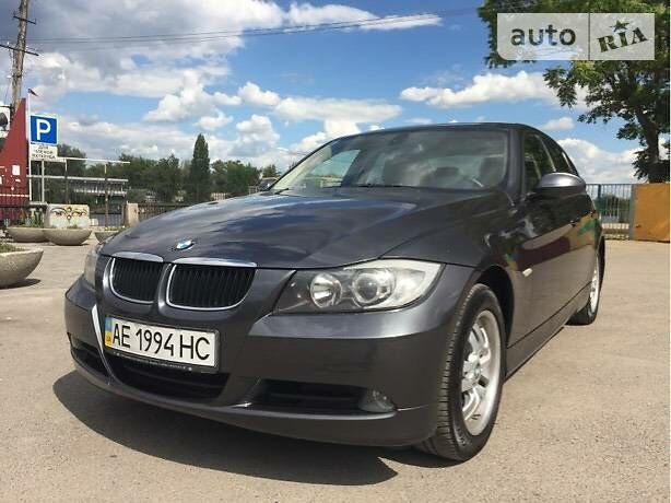 БМВ 320, объемом двигателя 2 л и пробегом 164 тыс. км за 9200 $, фото 1 на Automoto.ua