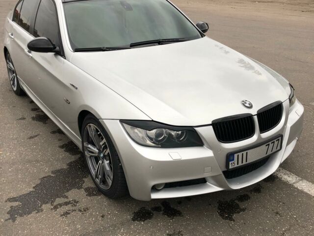 Серый БМВ 320, объемом двигателя 2 л и пробегом 390 тыс. км за 8400 $, фото 1 на Automoto.ua