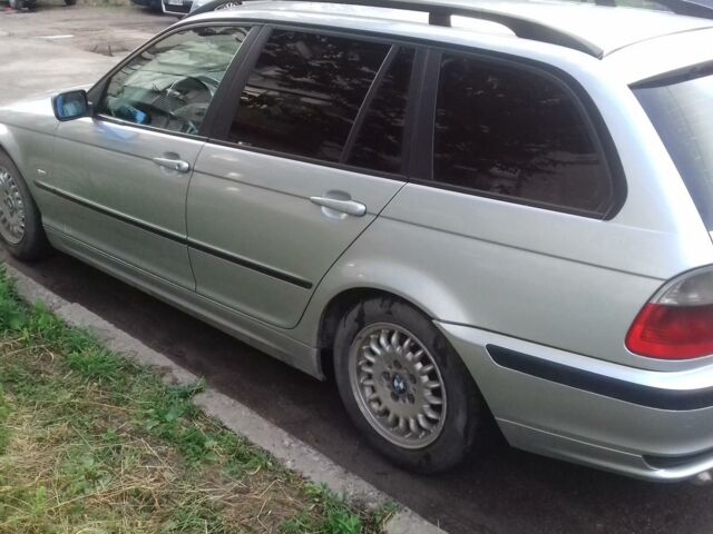 Сірий БМВ 320, об'ємом двигуна 2 л та пробігом 308 тис. км за 2650 $, фото 1 на Automoto.ua