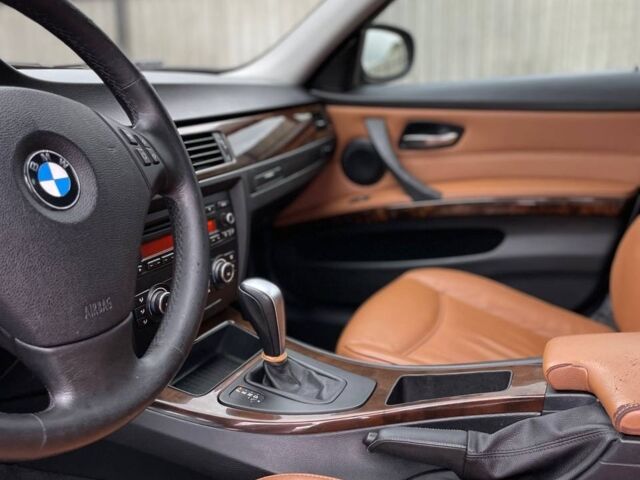 Сірий БМВ 328, об'ємом двигуна 3 л та пробігом 0 тис. км за 7900 $, фото 1 на Automoto.ua