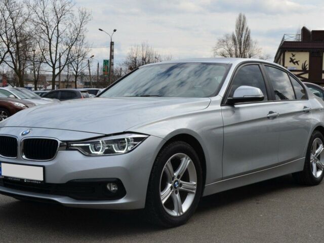 Серый БМВ 328, объемом двигателя 2 л и пробегом 57 тыс. км за 22000 $, фото 1 на Automoto.ua