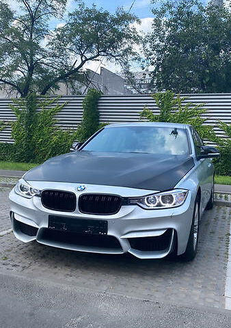 Сірий БМВ 328, об'ємом двигуна 2 л та пробігом 86 тис. км за 19700 $, фото 1 на Automoto.ua