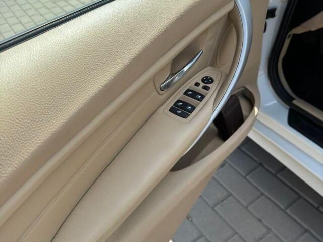 Білий БМВ 328i, об'ємом двигуна 2 л та пробігом 0 тис. км за 13200 $, фото 1 на Automoto.ua