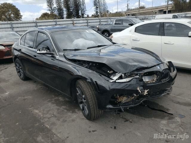 Черный БМВ 330, объемом двигателя 2 л и пробегом 93 тыс. км за 6200 $, фото 1 на Automoto.ua