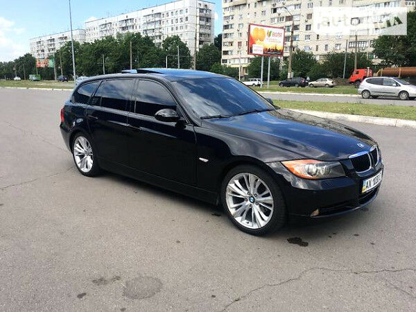 Чорний БМВ 330, об'ємом двигуна 3 л та пробігом 78 тис. км за 12900 $, фото 1 на Automoto.ua