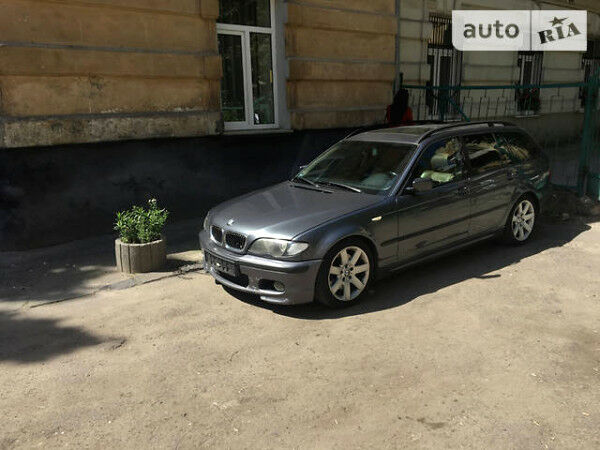 Сірий БМВ 330, об'ємом двигуна 3 л та пробігом 245 тис. км за 3500 $, фото 1 на Automoto.ua