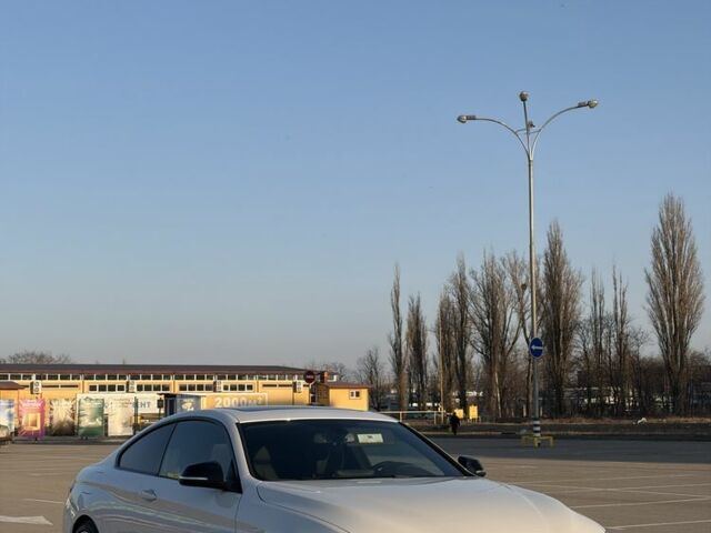 Белый БМВ 4 Серия, объемом двигателя 2 л и пробегом 188 тыс. км за 16500 $, фото 1 на Automoto.ua