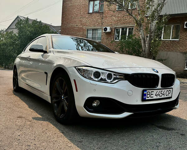 Белый БМВ 4 Серия, объемом двигателя 2 л и пробегом 216 тыс. км за 17700 $, фото 1 на Automoto.ua