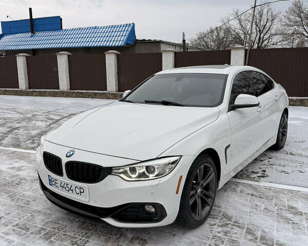 Белый БМВ 4 Серия, объемом двигателя 2 л и пробегом 220 тыс. км за 16999 $, фото 1 на Automoto.ua