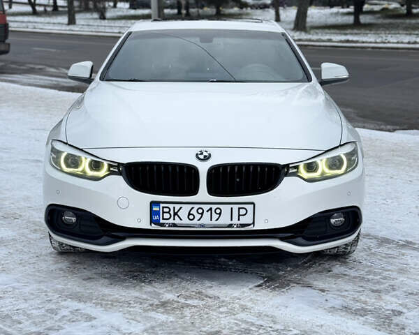 Белый БМВ 4 Серия, объемом двигателя 2 л и пробегом 155 тыс. км за 17950 $, фото 1 на Automoto.ua