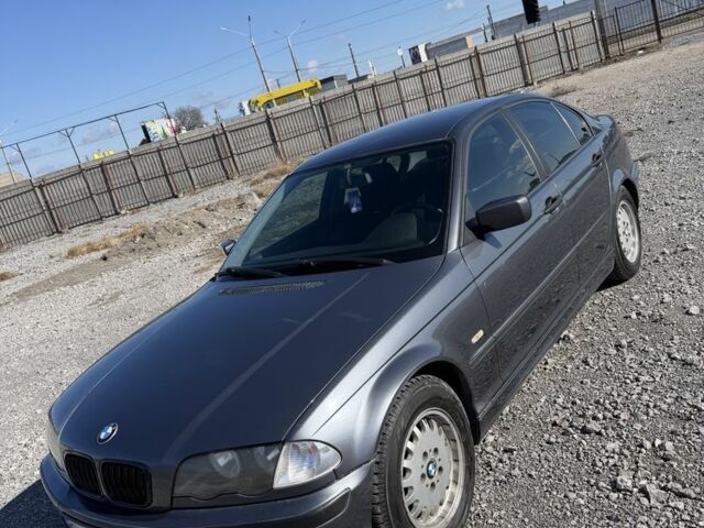 Серый БМВ 4 Серия, объемом двигателя 1.9 л и пробегом 300 тыс. км за 4300 $, фото 1 на Automoto.ua