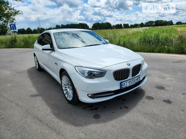 Белый БМВ 5 Серия ГТ, объемом двигателя 3 л и пробегом 148 тыс. км за 16499 $, фото 1 на Automoto.ua