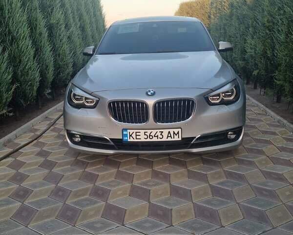 Серый БМВ 5 Серия ГТ, объемом двигателя 2 л и пробегом 174 тыс. км за 17500 $, фото 1 на Automoto.ua