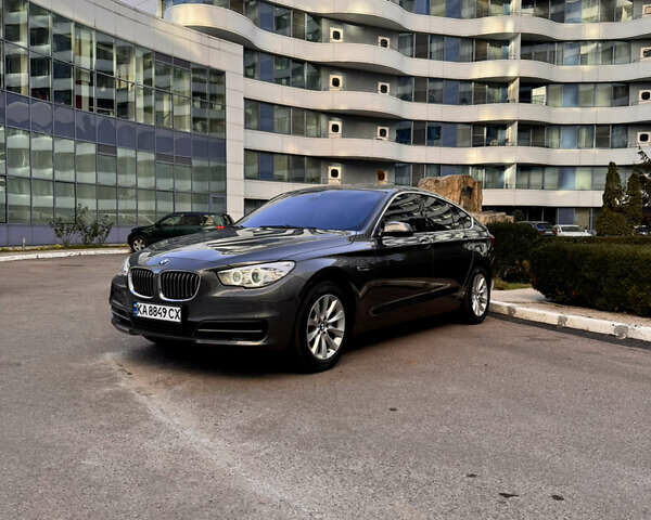 Серый БМВ 5 Серия ГТ, объемом двигателя 2 л и пробегом 180 тыс. км за 18999 $, фото 1 на Automoto.ua