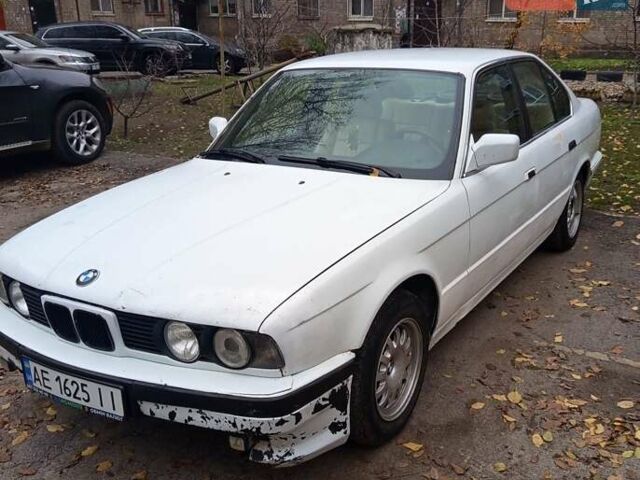 Белый БМВ 5 Серия, объемом двигателя 2.49 л и пробегом 589 тыс. км за 2000 $, фото 1 на Automoto.ua
