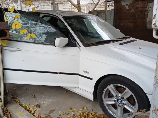 Белый БМВ 5 Серия, объемом двигателя 1.8 л и пробегом 100 тыс. км за 2000 $, фото 1 на Automoto.ua