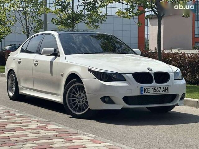 Білий БМВ 5 Серія, об'ємом двигуна 3 л та пробігом 257 тис. км за 9800 $, фото 1 на Automoto.ua