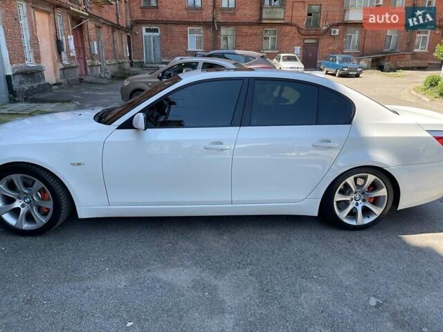 Белый БМВ 5 Серия, объемом двигателя 0 л и пробегом 280 тыс. км за 9500 $, фото 1 на Automoto.ua