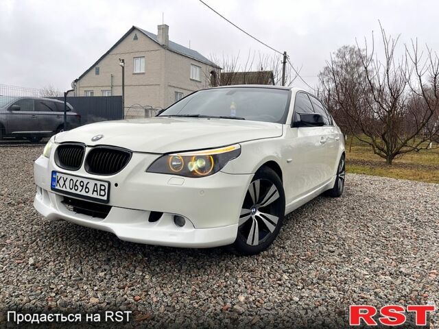 Білий БМВ 5 Серія, об'ємом двигуна 3 л та пробігом 0 тис. км за 10500 $, фото 1 на Automoto.ua