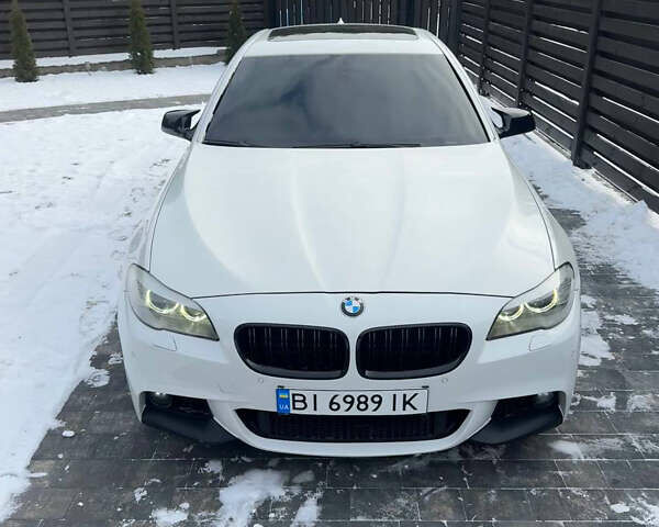 Белый БМВ 5 Серия, объемом двигателя 3 л и пробегом 282 тыс. км за 14000 $, фото 1 на Automoto.ua
