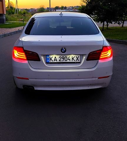 Белый БМВ 5 Серия, объемом двигателя 2.5 л и пробегом 223 тыс. км за 10600 $, фото 1 на Automoto.ua