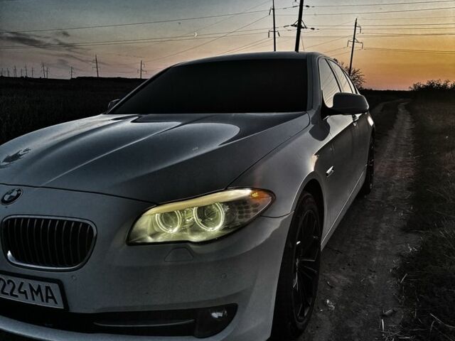 Білий БМВ 5 Серія, об'ємом двигуна 2 л та пробігом 213 тис. км за 15400 $, фото 1 на Automoto.ua