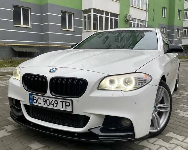 Белый БМВ 5 Серия, объемом двигателя 2.98 л и пробегом 241 тыс. км за 12300 $, фото 1 на Automoto.ua