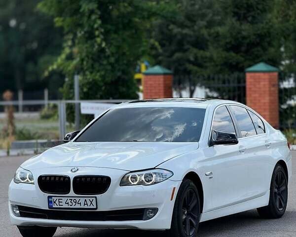 Белый БМВ 5 Серия, объемом двигателя 2 л и пробегом 232 тыс. км за 11300 $, фото 1 на Automoto.ua