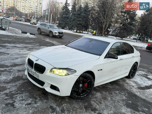 Белый БМВ 5 Серия, объемом двигателя 2.98 л и пробегом 217 тыс. км за 12999 $, фото 1 на Automoto.ua