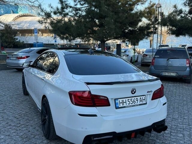 Білий БМВ 5 Серія, об'ємом двигуна 2.98 л та пробігом 239 тис. км за 16700 $, фото 1 на Automoto.ua