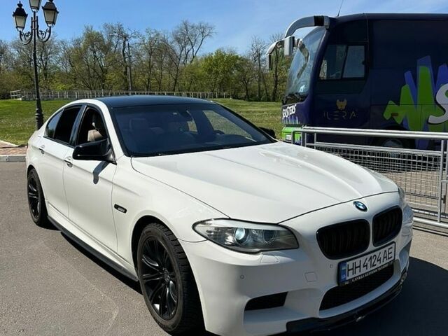 Белый БМВ 5 Серия, объемом двигателя 2 л и пробегом 230 тыс. км за 14900 $, фото 1 на Automoto.ua