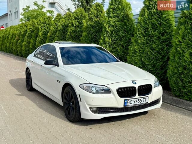 Білий БМВ 5 Серія, об'ємом двигуна 3 л та пробігом 226 тис. км за 11500 $, фото 1 на Automoto.ua