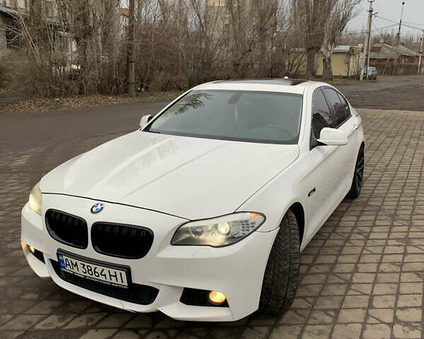 Белый БМВ 5 Серия, объемом двигателя 2 л и пробегом 229 тыс. км за 12900 $, фото 1 на Automoto.ua