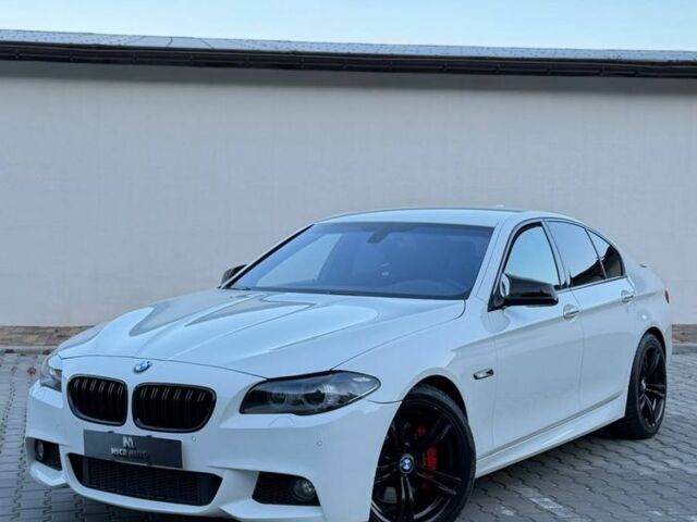 Белый БМВ 5 Серия, объемом двигателя 3 л и пробегом 229 тыс. км за 13300 $, фото 1 на Automoto.ua