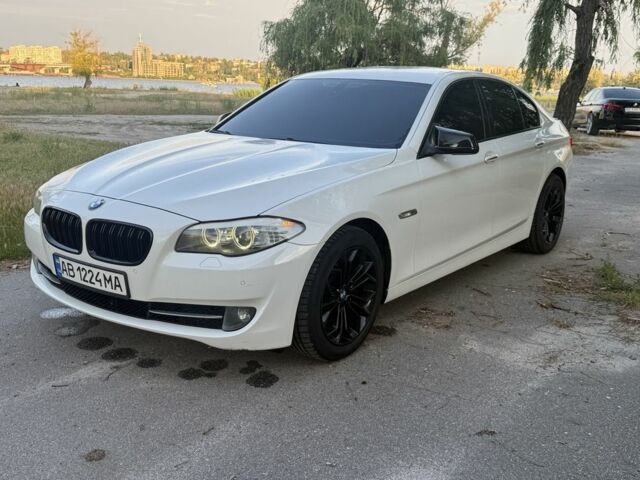 Білий БМВ 5 Серія, об'ємом двигуна 2 л та пробігом 297 тис. км за 12500 $, фото 1 на Automoto.ua