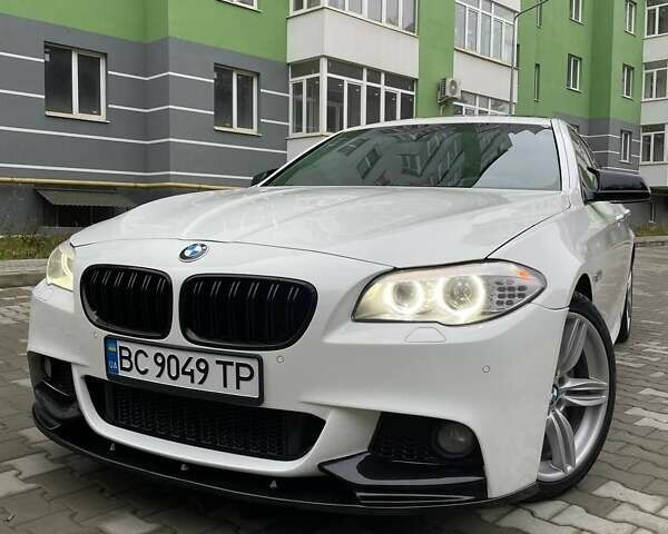 Белый БМВ 5 Серия, объемом двигателя 2.98 л и пробегом 238 тыс. км за 13500 $, фото 1 на Automoto.ua