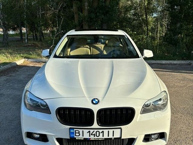 Білий БМВ 5 Серія, об'ємом двигуна 2.99 л та пробігом 220 тис. км за 13000 $, фото 1 на Automoto.ua