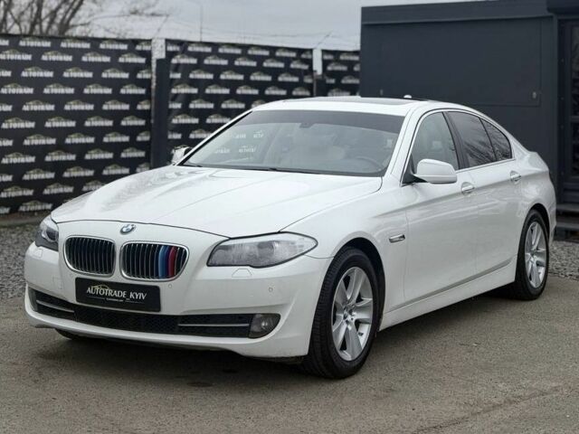 Білий БМВ 5 Серія, об'ємом двигуна 2 л та пробігом 231 тис. км за 8500 $, фото 1 на Automoto.ua