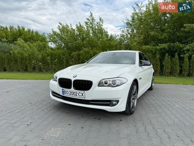 Белый БМВ 5 Серия, объемом двигателя 2 л и пробегом 180 тыс. км за 12800 $, фото 1 на Automoto.ua