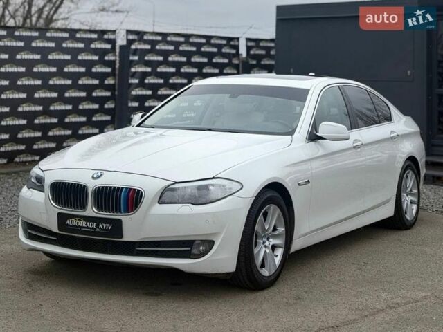 Білий БМВ 5 Серія, об'ємом двигуна 2 л та пробігом 232 тис. км за 8500 $, фото 1 на Automoto.ua
