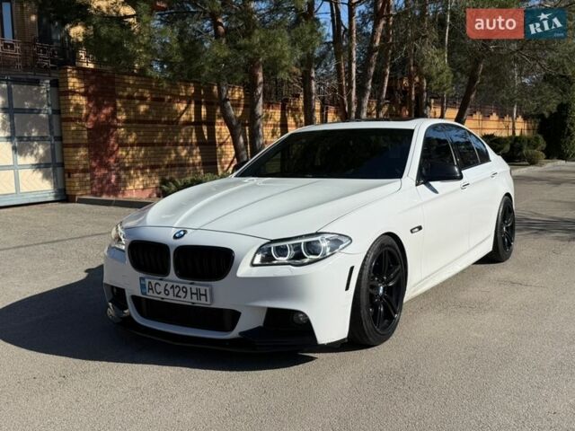 Білий БМВ 5 Серія, об'ємом двигуна 3 л та пробігом 200 тис. км за 15900 $, фото 1 на Automoto.ua