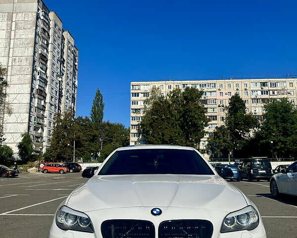 Белый БМВ 5 Серия, объемом двигателя 2 л и пробегом 200 тыс. км за 10999 $, фото 1 на Automoto.ua