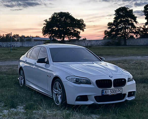 Белый БМВ 5 Серия, объемом двигателя 2 л и пробегом 240 тыс. км за 16700 $, фото 1 на Automoto.ua